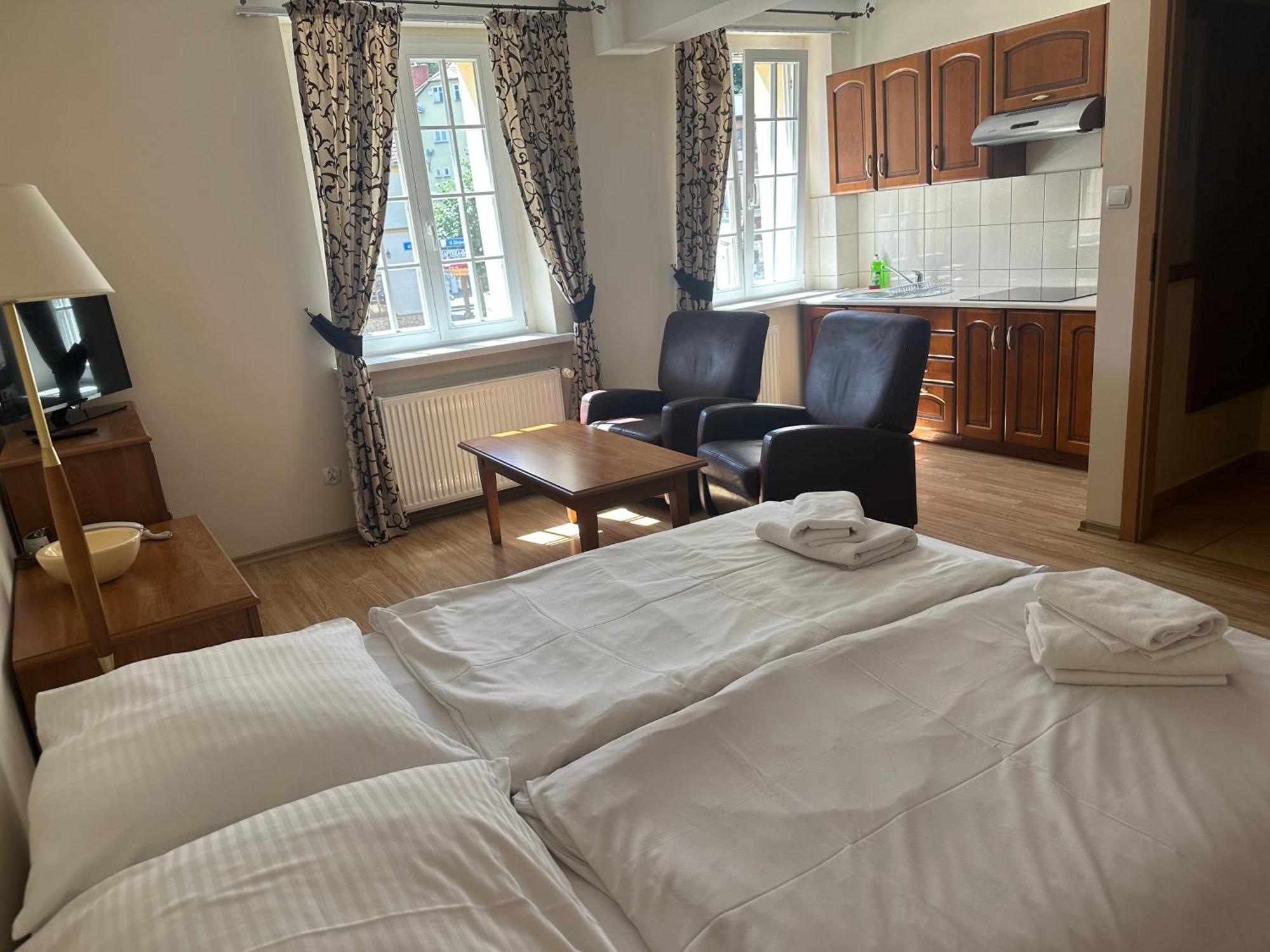 Hotel Polonia Kudowa-Zdrój Esterno foto