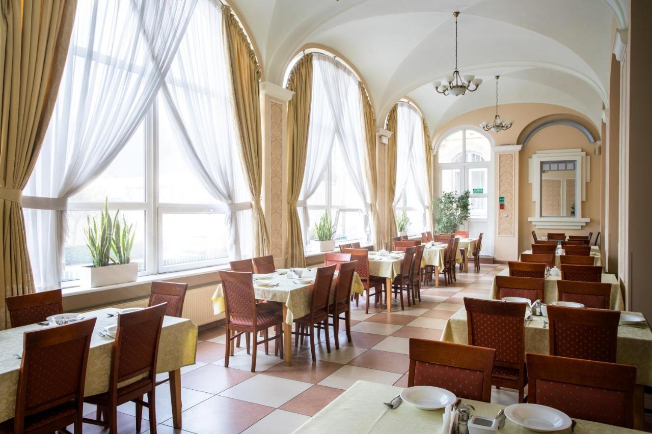 Hotel Polonia Kudowa-Zdrój Esterno foto
